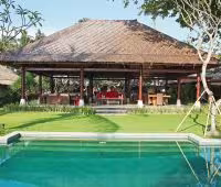 Villa Maridadi, Salón principal