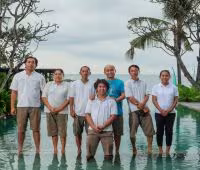 Вилла Waringin, Персонал отеля