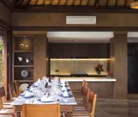 Villa Bangkuang, Comedor y cocina